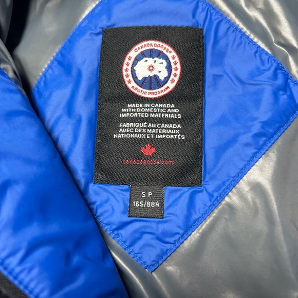 Canada Goose Blue Puffer Jacket - Picture 3 of 5